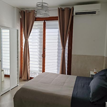 Ferienwohnung Casalmare Sabina Ventimiglia Exterior foto